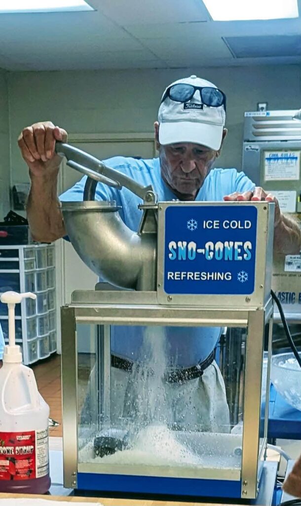 Snow Cones For 70 Of Spectrums Day Camp3